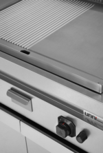 Work Tables Category 1 | Griddle plate Gas– 1/2 Smooth + 1/2 Grooved - G70GP20+GS-K - Image 5